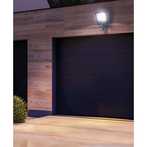 Reflector LED para exteriores 30W 6500K con sensor, VOLTECK | REF-902L | 48230