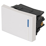 APSE15-EEB | Interruptor de 3 vías, 1.5 módulos, línea Española, blanco