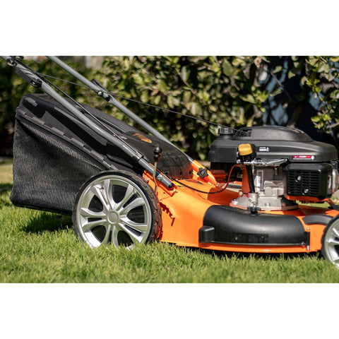 Podadora con motor a gasolina de 6 HP, 22' de corte, Truper | P-622 | 19968