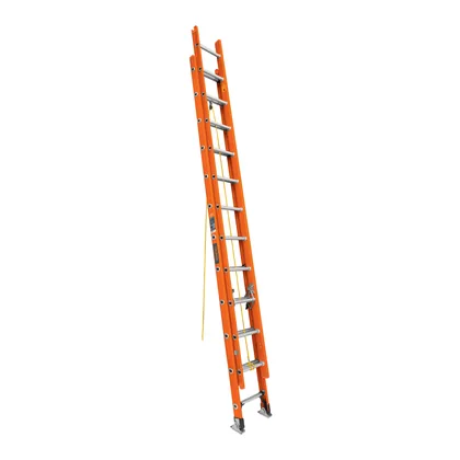 Escalera de extensión, tipo II, 24 peldaños, fibra de vidrio