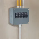 Centro de carga metálico 8 polos 100A de sobreponer, VOLTECK 4