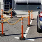 Poste delimitador de 115 cm de alto con base y reflejante 2