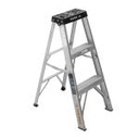 EST-32 | Escalera de tijera tipo III 2 escalones, Truper